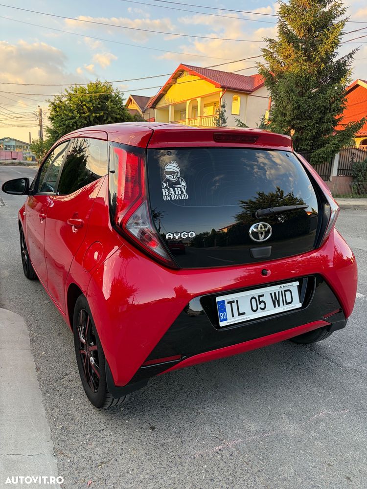 Toyota Aygo 1.0 VVY-I 5 usi X-play - 6