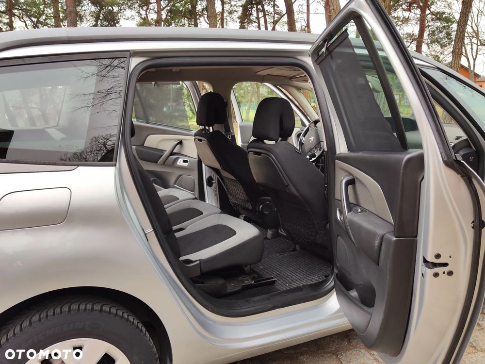 Citroën C4 Grand Picasso 1.6 e-HDi Exclusive - 23