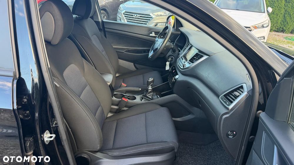 Hyundai Tucson 1.6 GDI BlueDrive Design 2WD - 33