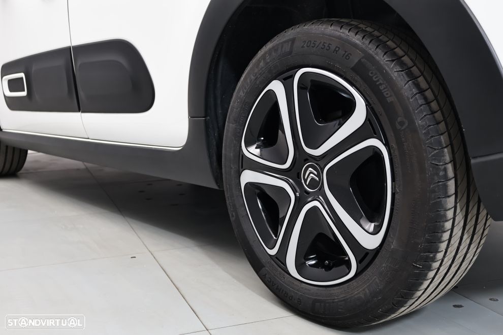 Citroën C3 1.2 PureTech Plus - 13