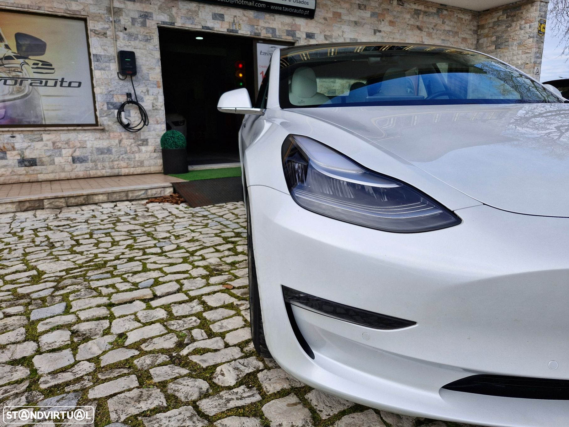 Tesla Model 3 Long-Range Dual Motor AWD - 25