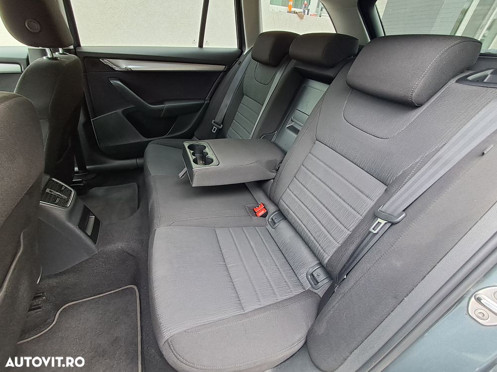 Skoda Octavia 2.0 TDI (Green tec) Style - 12