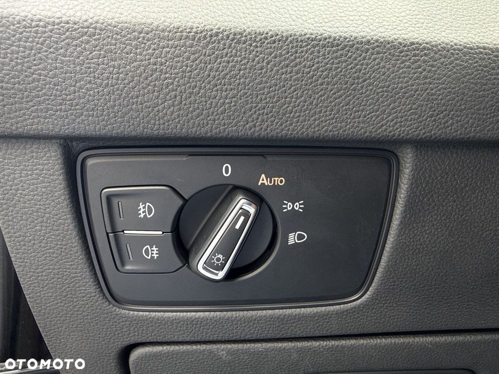 Volkswagen Passat Variant 2.0 TDI EVO Business - 11