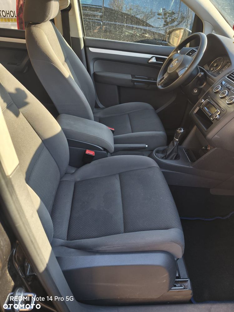 Volkswagen Touran 1.6 TDI DPF BlueMotion Technology Comfortline - 22