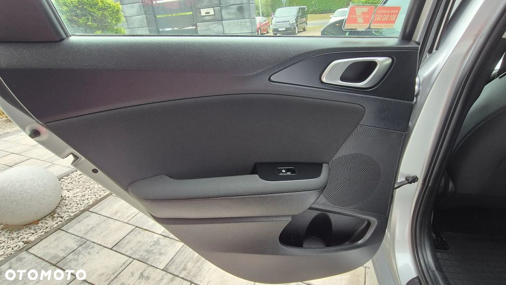 Kia Ceed - 15