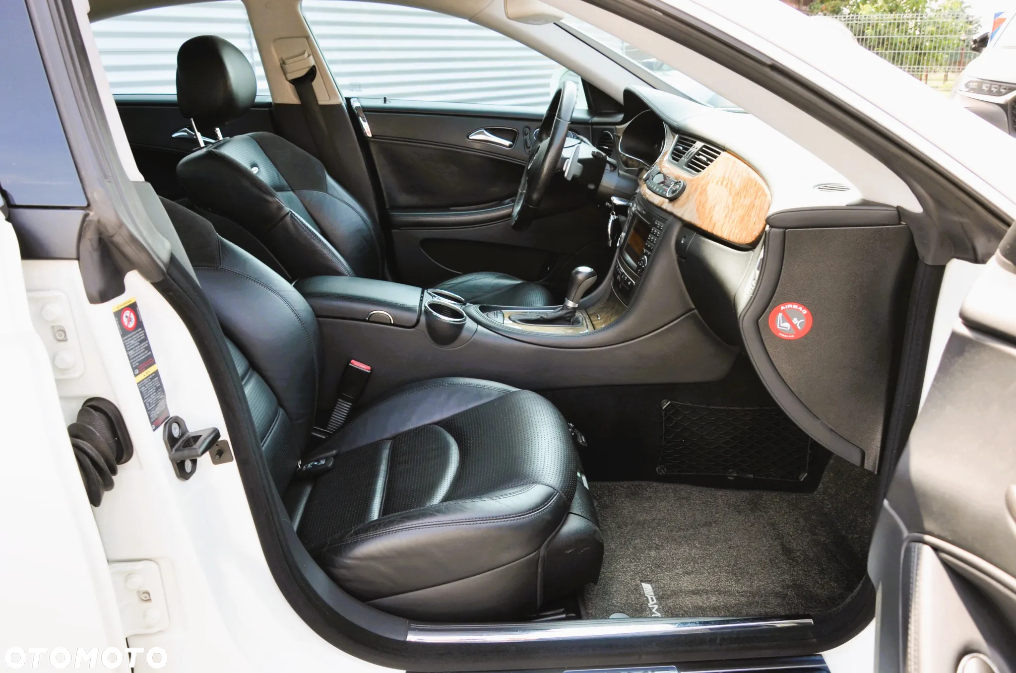 Mercedes-Benz CLS 63 AMG 7G-TRONIC - 23