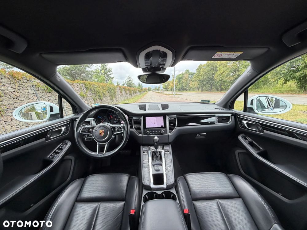 Porsche Macan - 21