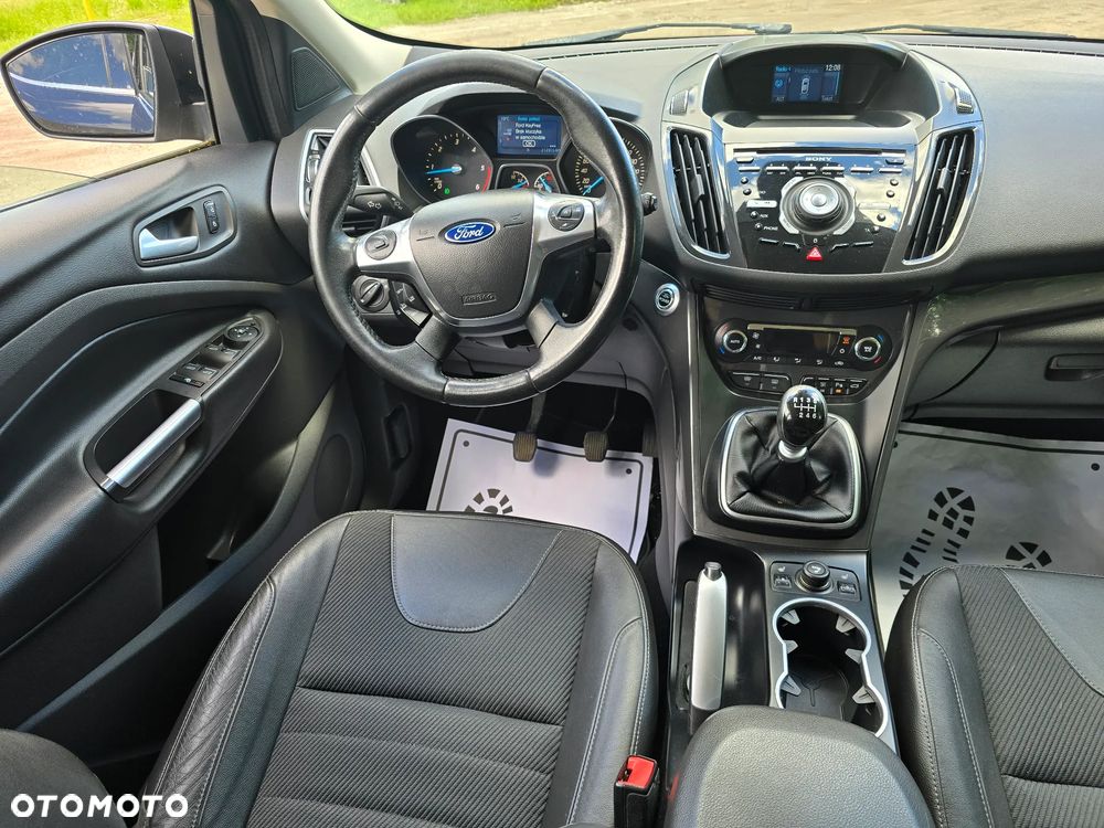 Ford Kuga 2.0 TDCi 4WD Titanium - 25