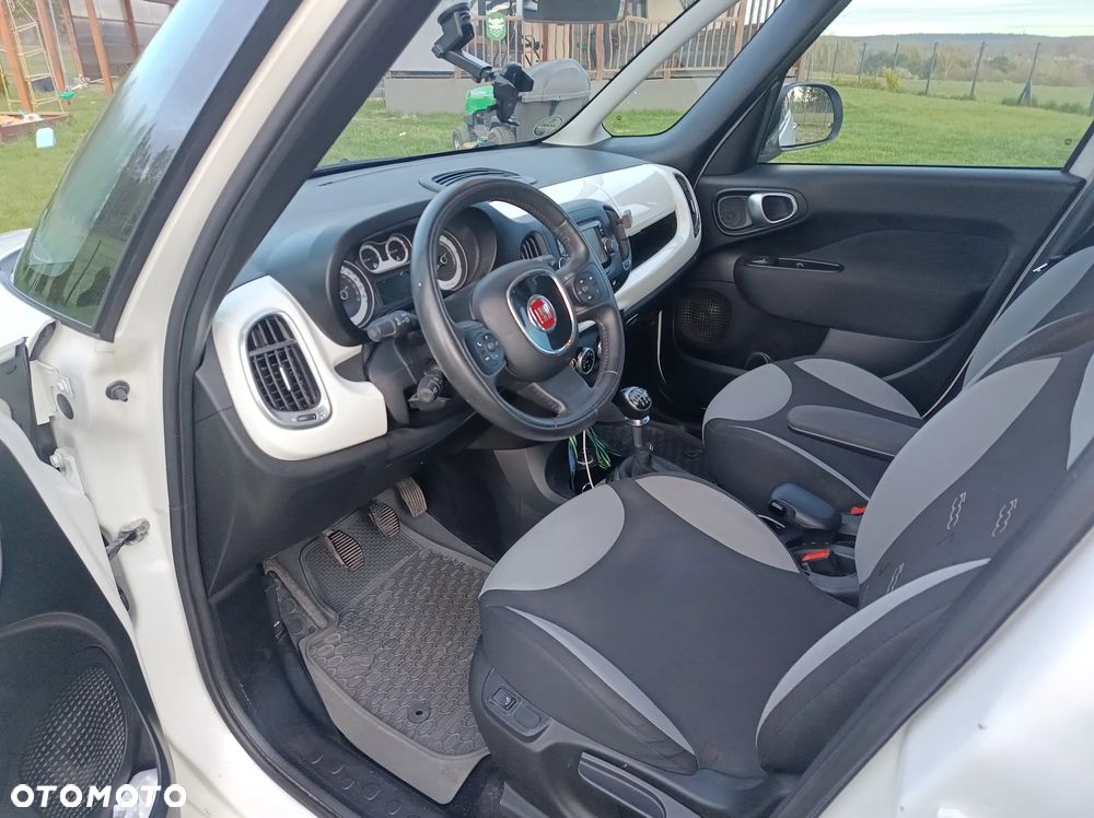 Fiat 500L Living 1.4 T-Jet 16V Lounge - 13