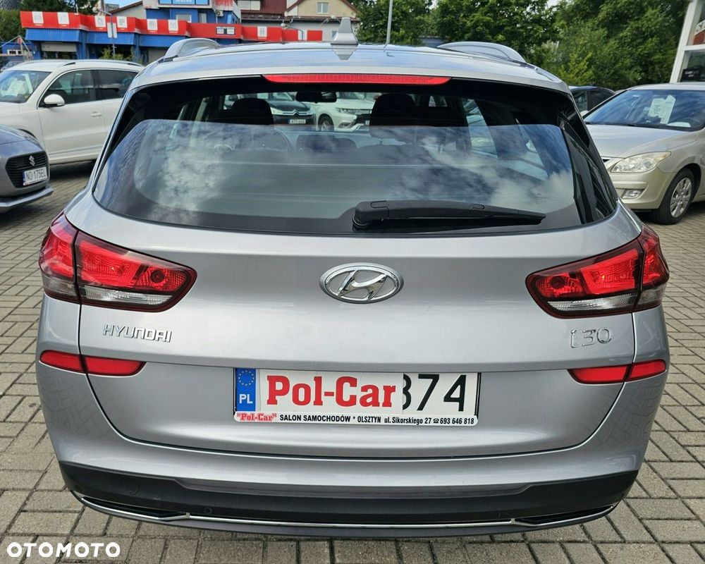 Hyundai i30 1.5 DPI Modern - 10
