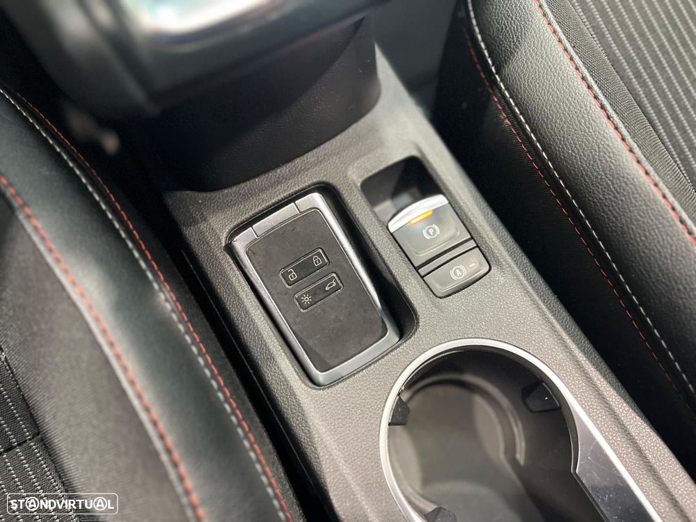 Renault Captur 1.0 TCe RS Line - 27