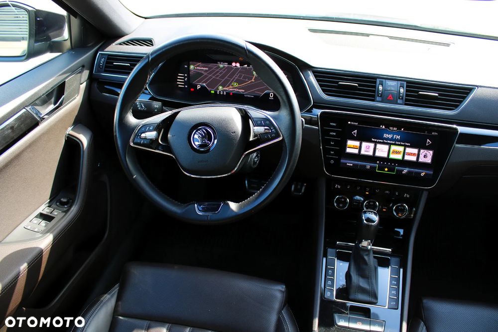 Skoda Superb 2.0 TSI L&K DSG - 27