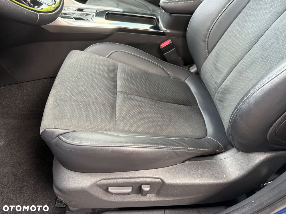 Mitsubishi Eclipse Cross - 16