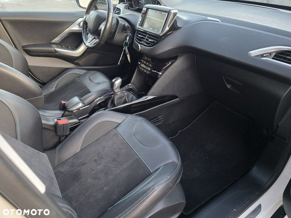 Peugeot 2008 1.2 Pure Tech Crossway S&S - 34