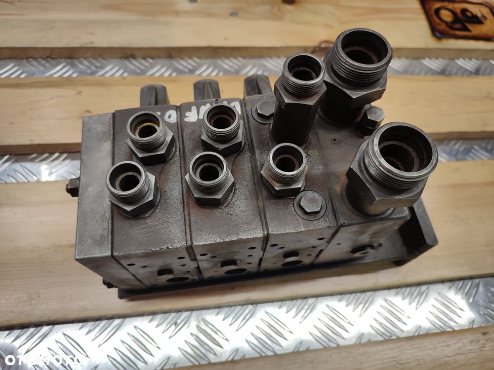 Rozdzielacz  Danfoss PVG 32 - 2