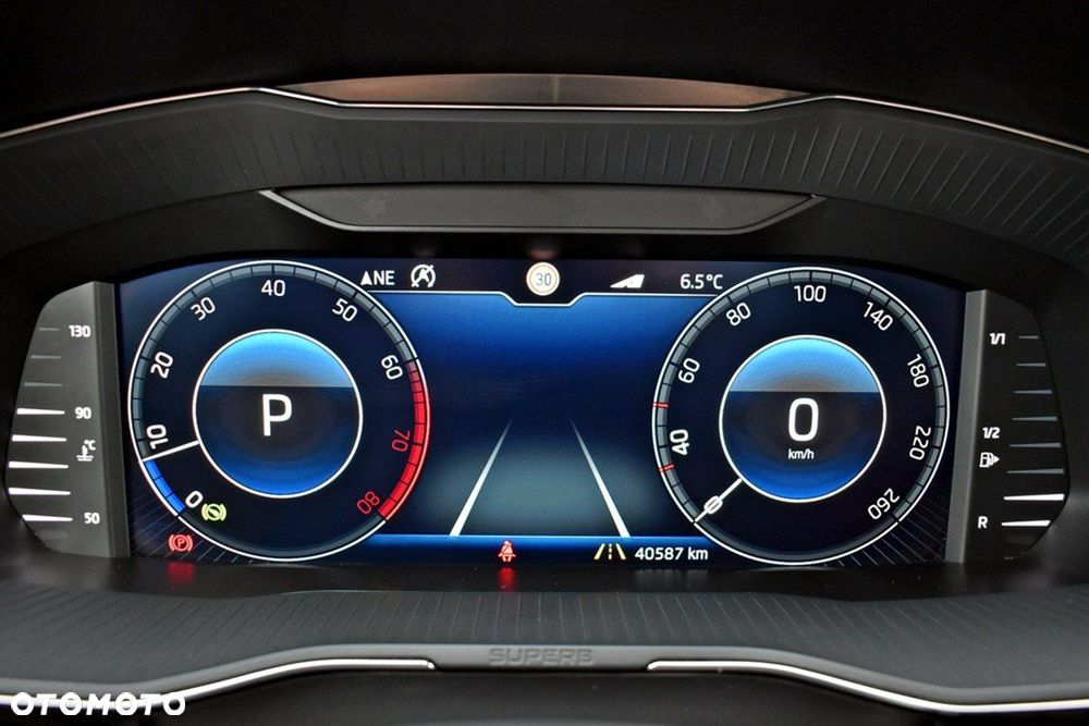 Skoda Superb 2.0 TSI 4x4 L&K DSG - 20