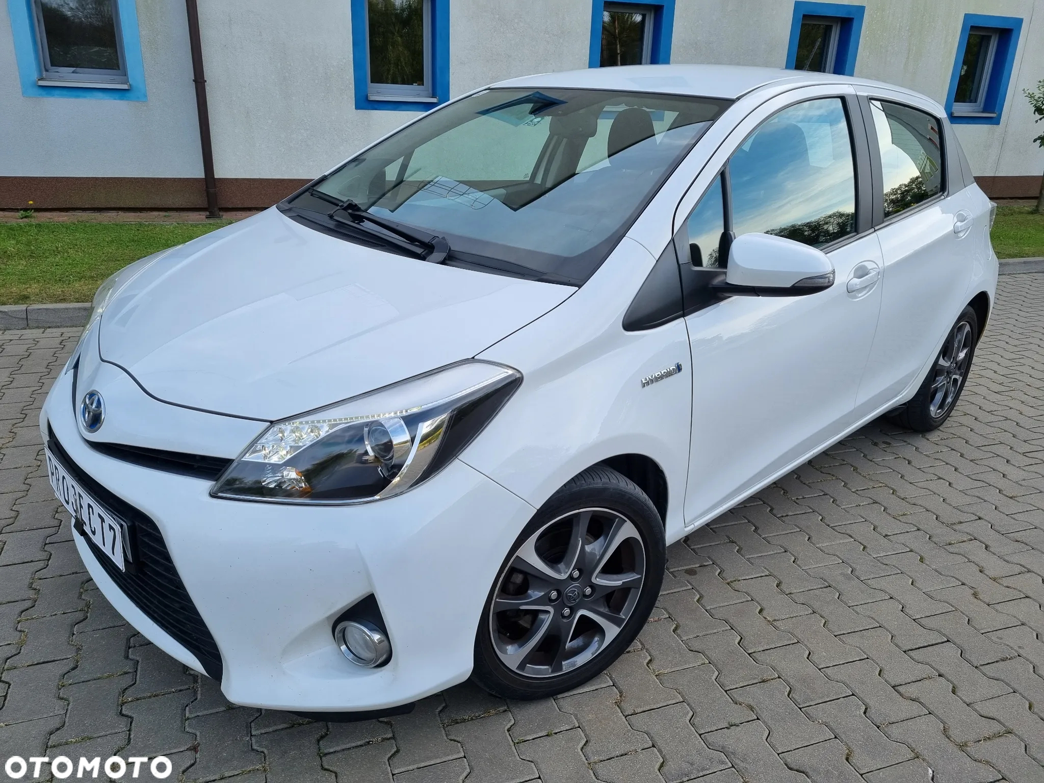 Toyota Yaris Hybrid 1.5 VVT-i Style - 30