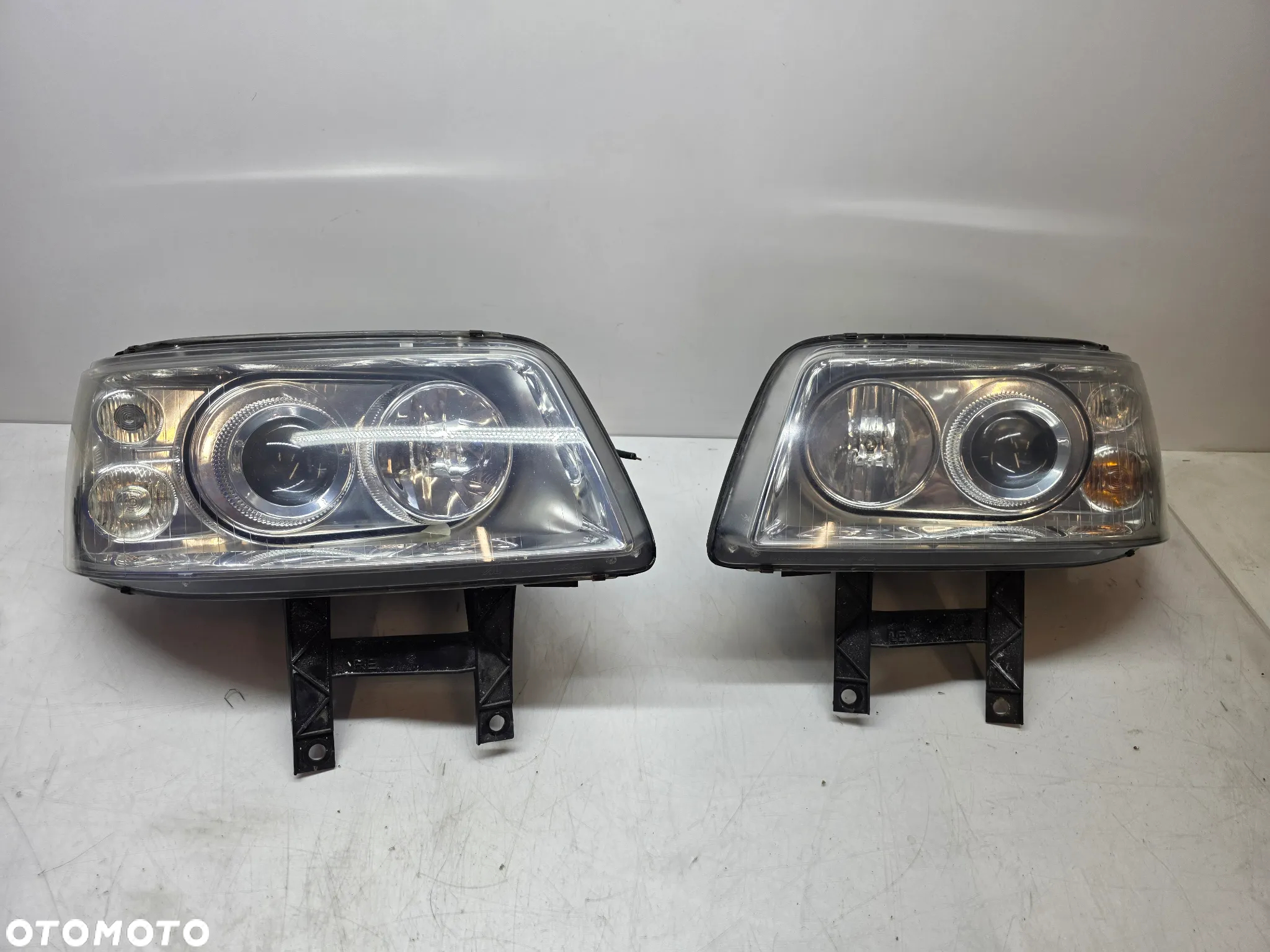 Lampy Reflektory Przód VW T5 Bixenon KBA 90797 komplet - 4