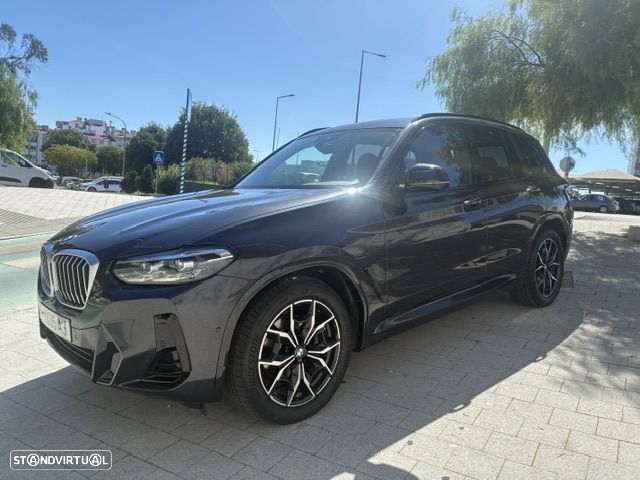 BMW X3 20 d xDrive Pack M - 2
