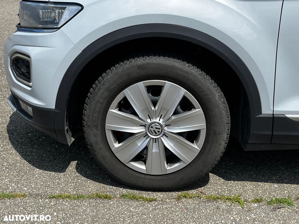 Volkswagen T-Roc - 33