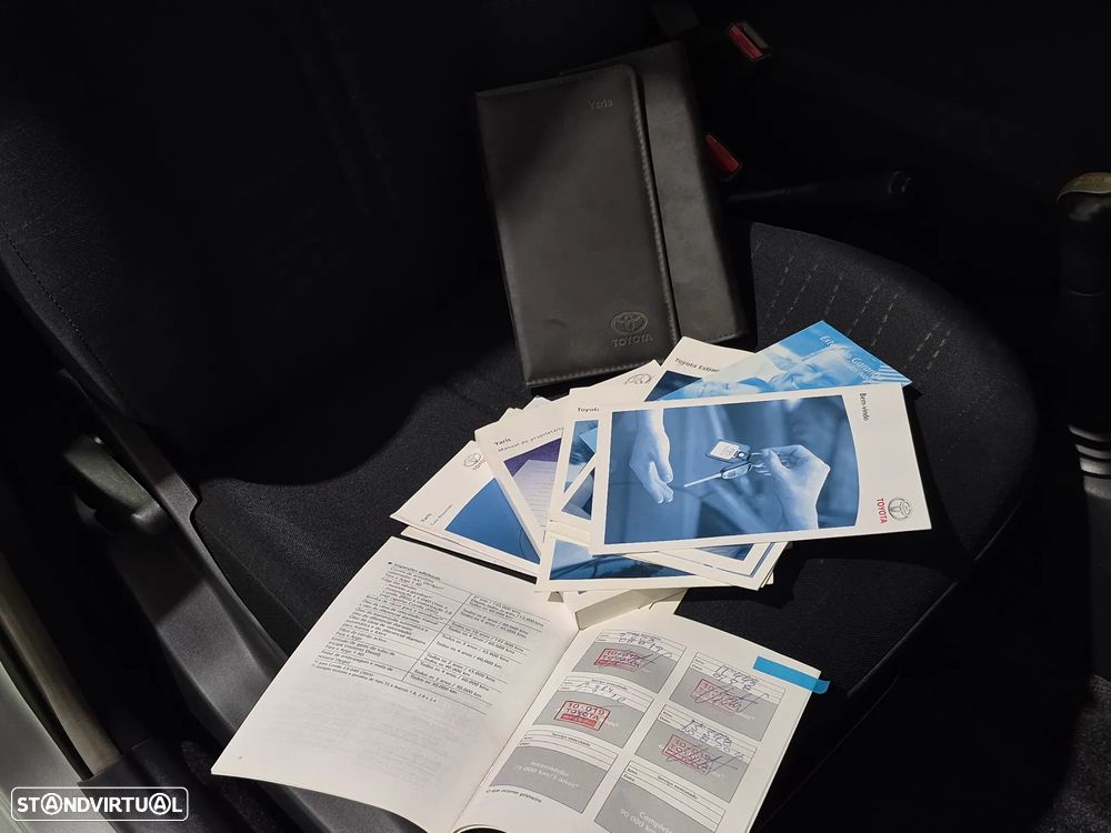 Toyota Yaris 1.0 VVT-i AC - 25