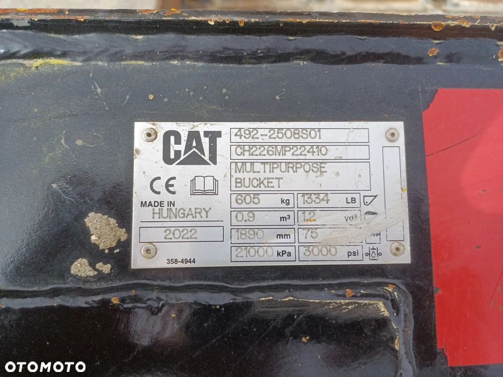 Caterpillar 906M - 7