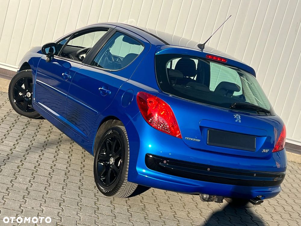 Peugeot 207 - 11