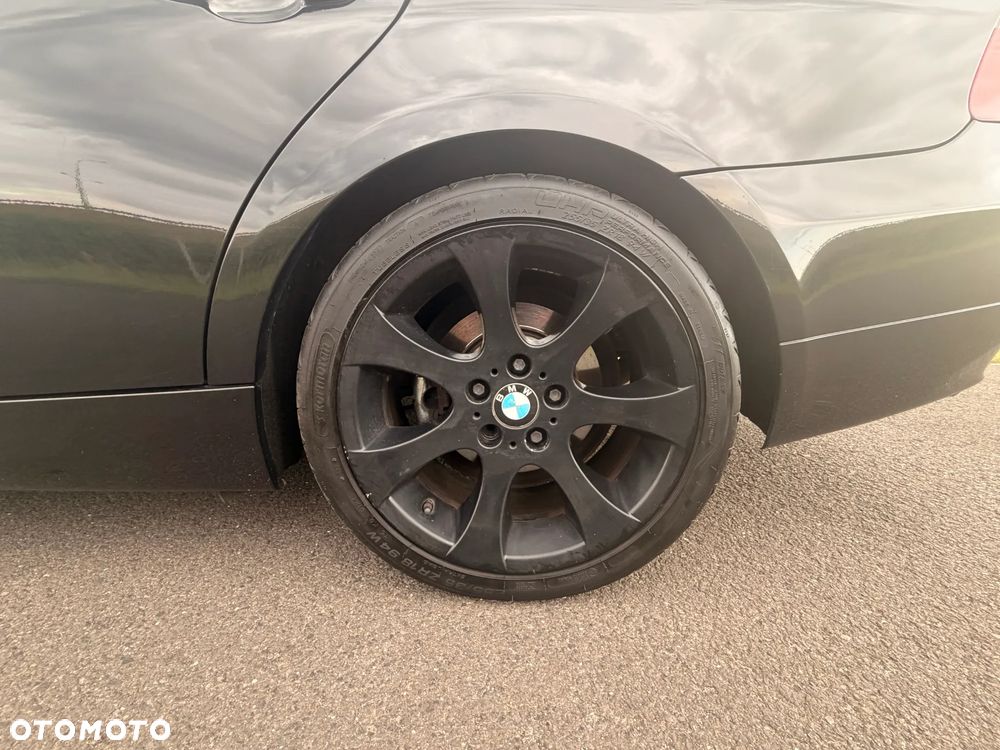 BMW Seria 3 325i - 16