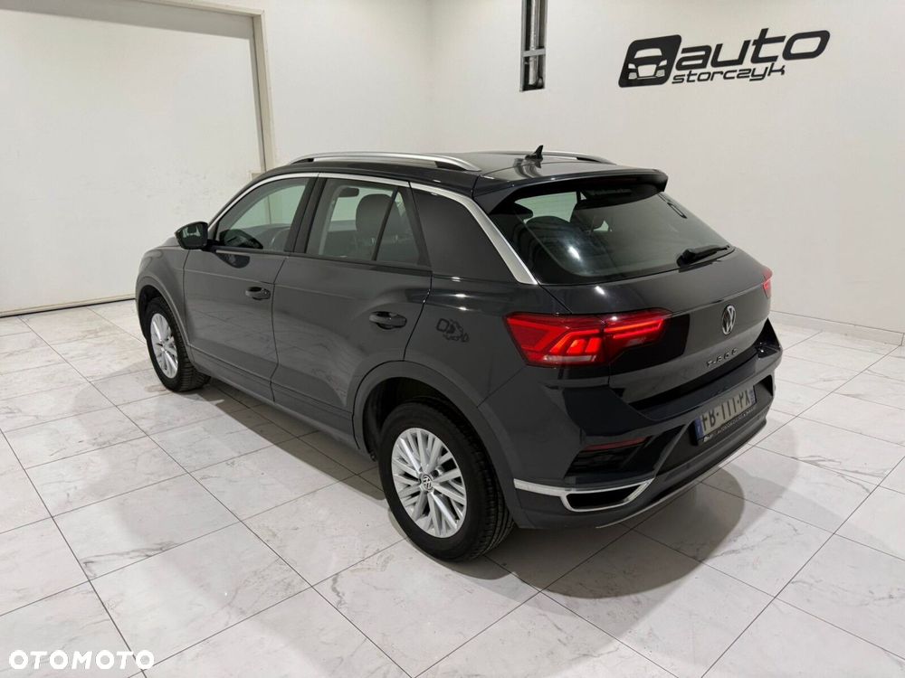 Volkswagen T-Roc - 9