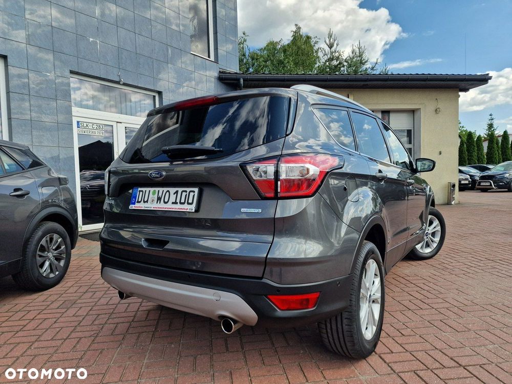Ford Kuga 1.5 EcoBoost 2x4 Titanium - 17