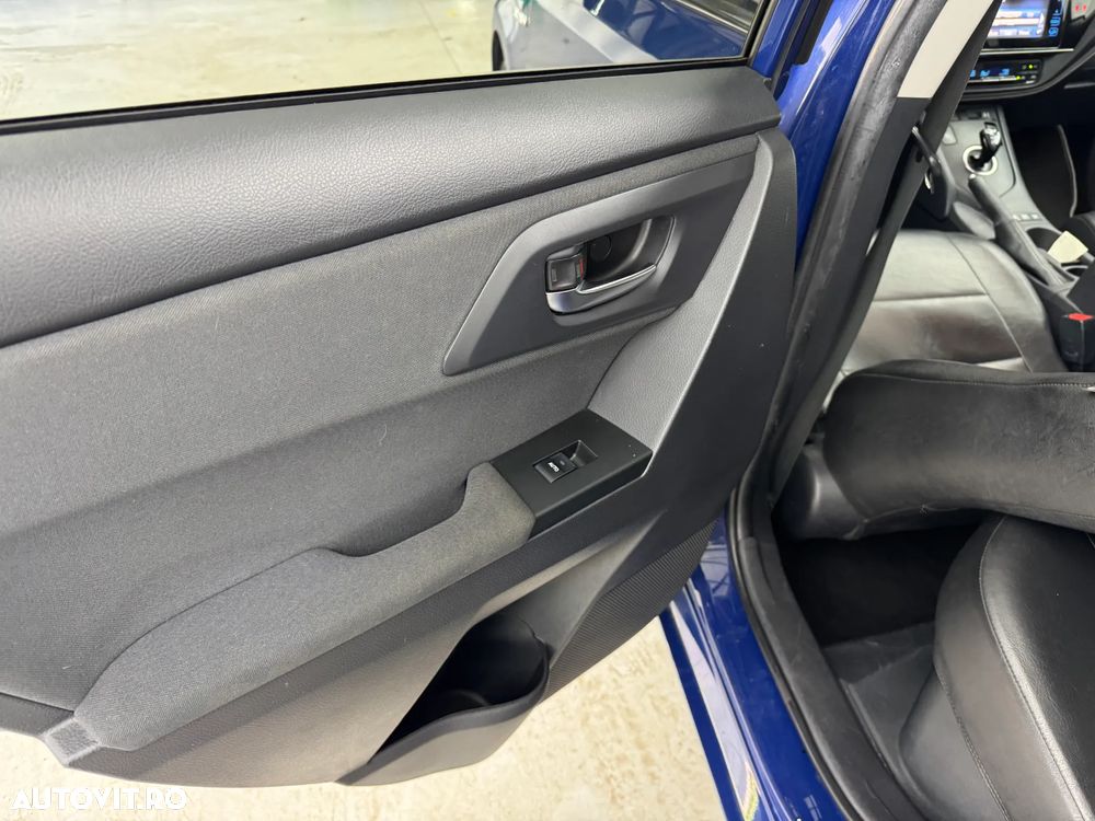 Toyota Auris - 17