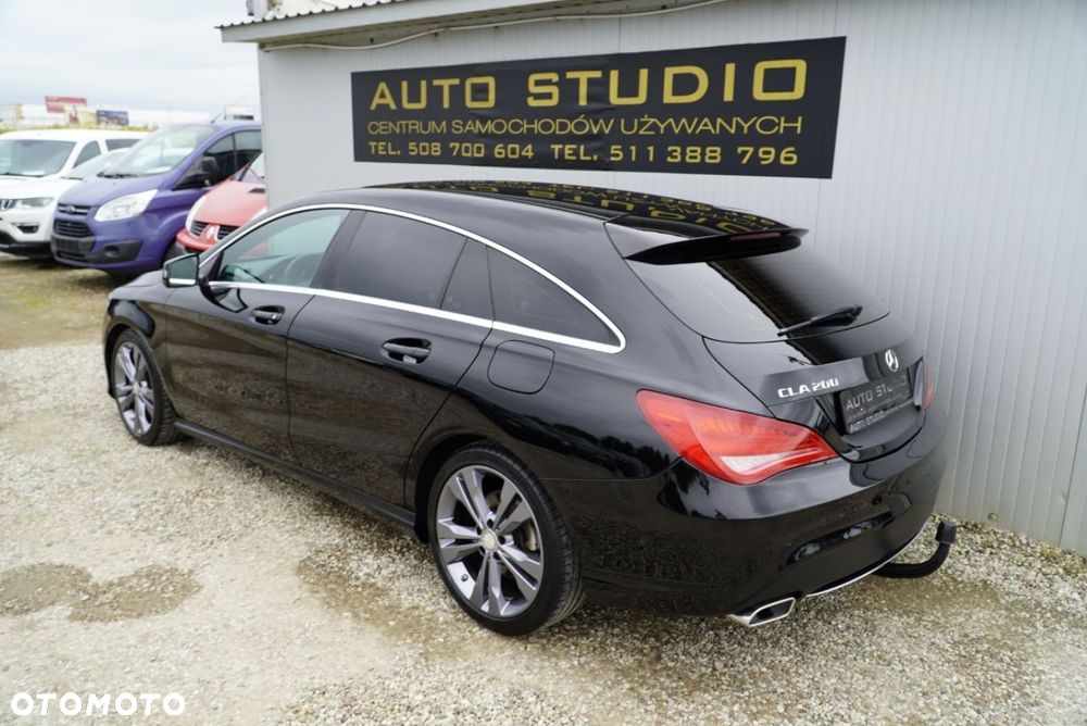 Mercedes-Benz CLA 200 UrbanStyle Edition - 4
