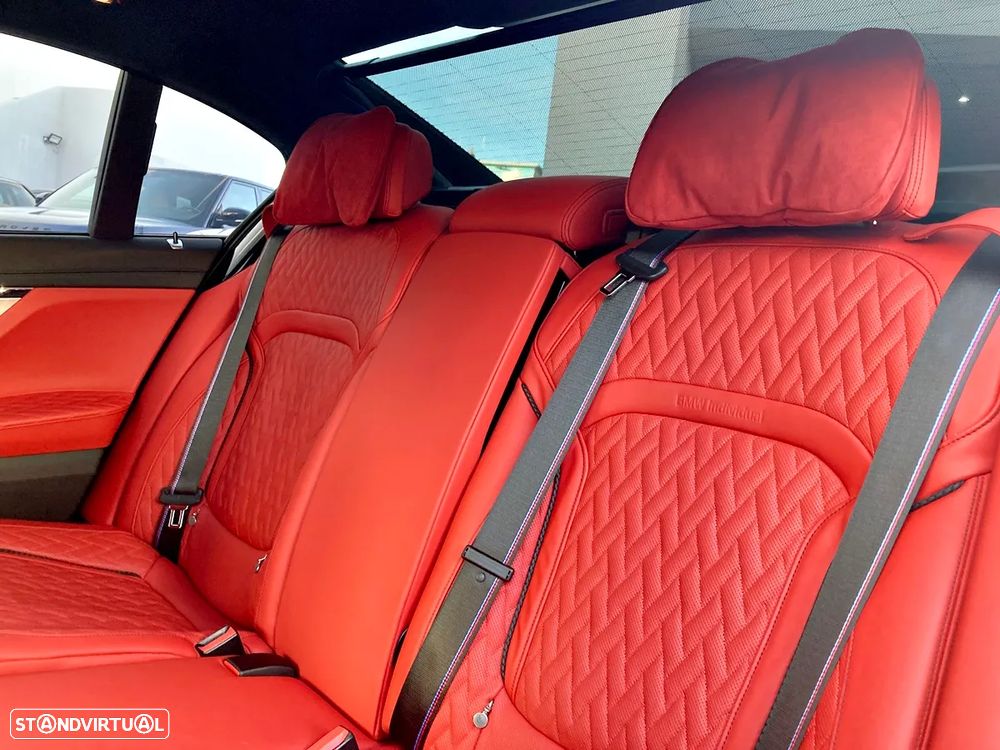 BMW 750 Li xDrive Pack M - 29