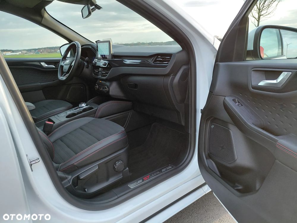 Ford Kuga 2.0 EcoBlue AWD ST-Line X - 13