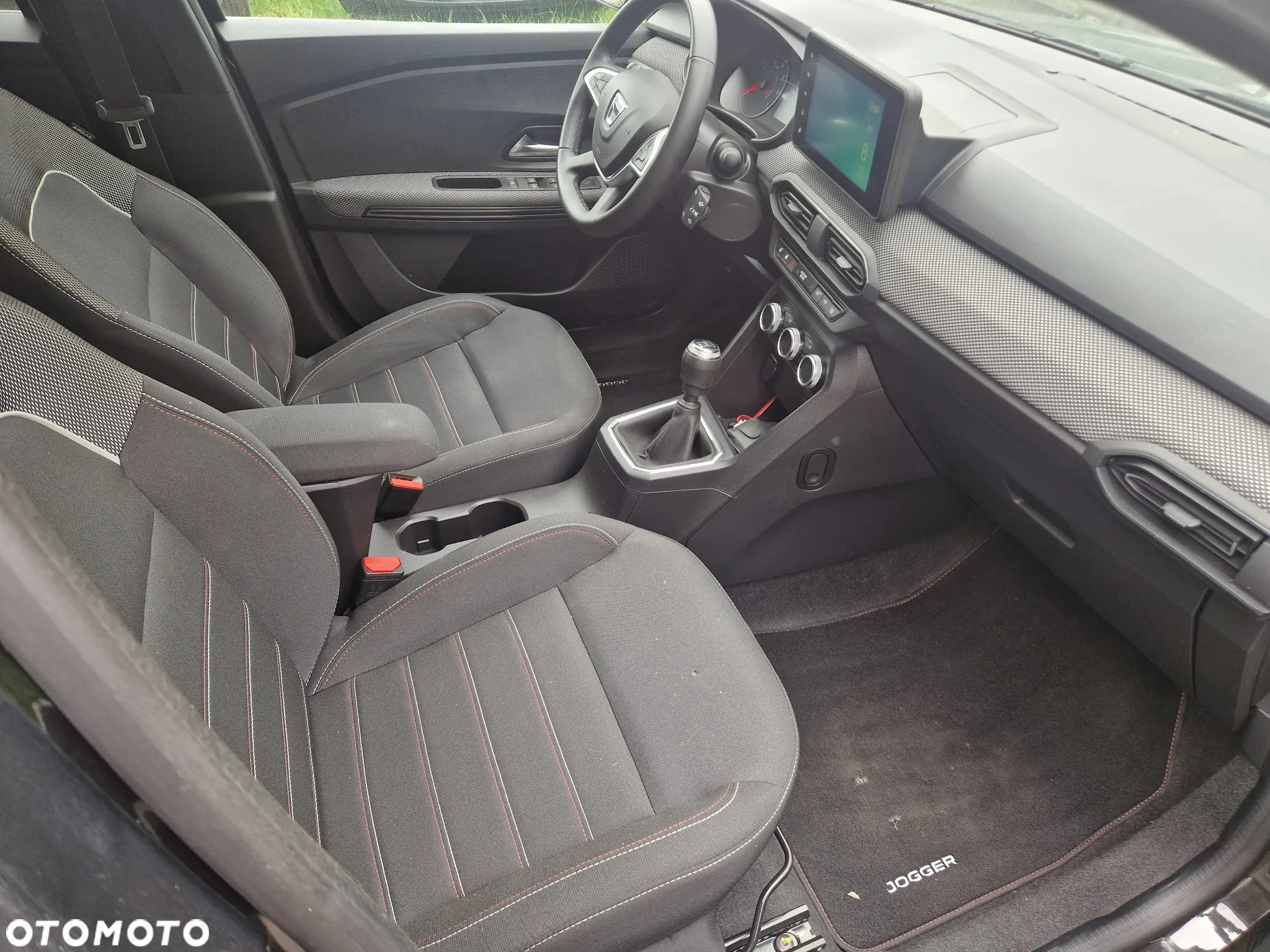 Dacia Jogger TCe 110 Extreme+ - 12