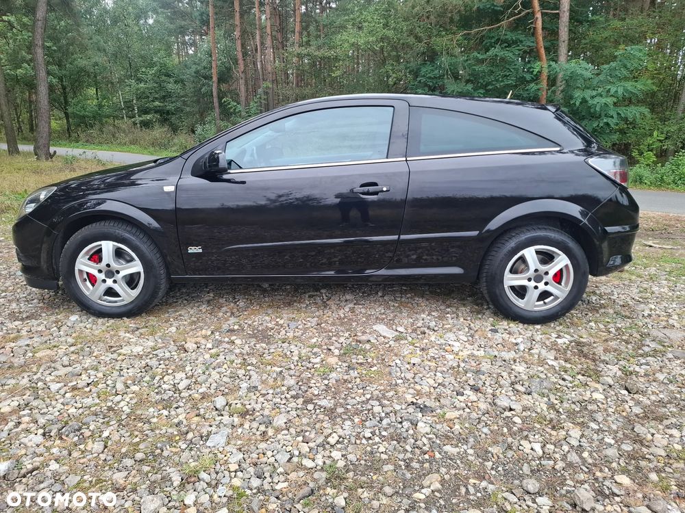 Opel Astra GTC 1.6 - 17