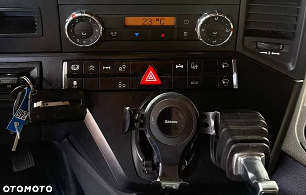 Mercedes-Benz Bezwypadkowy_Serwisowany_TOP-STAN - 7