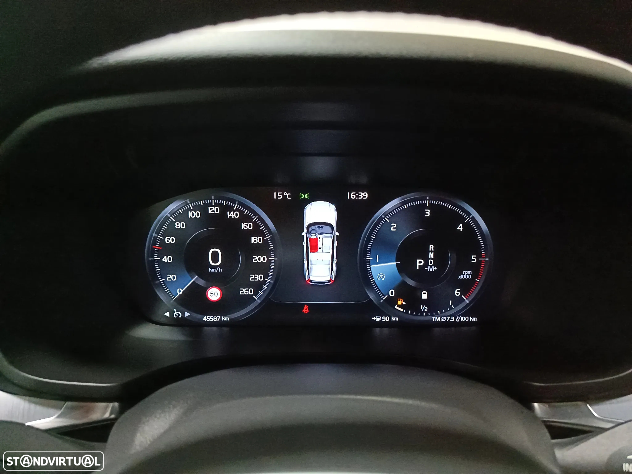 Volvo V60 2.0 B4 Plus Dark Auto - 23