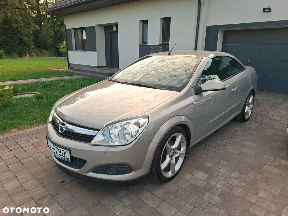 Opel Astra 1.8 Cosmo - 1