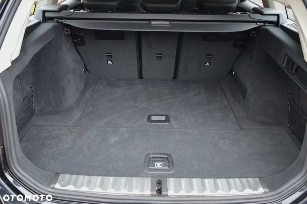 BMW Seria 3 320d Sport Line Shadow - 35