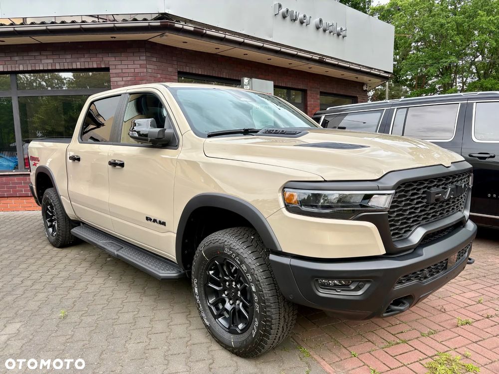 RAM 1500 - 37