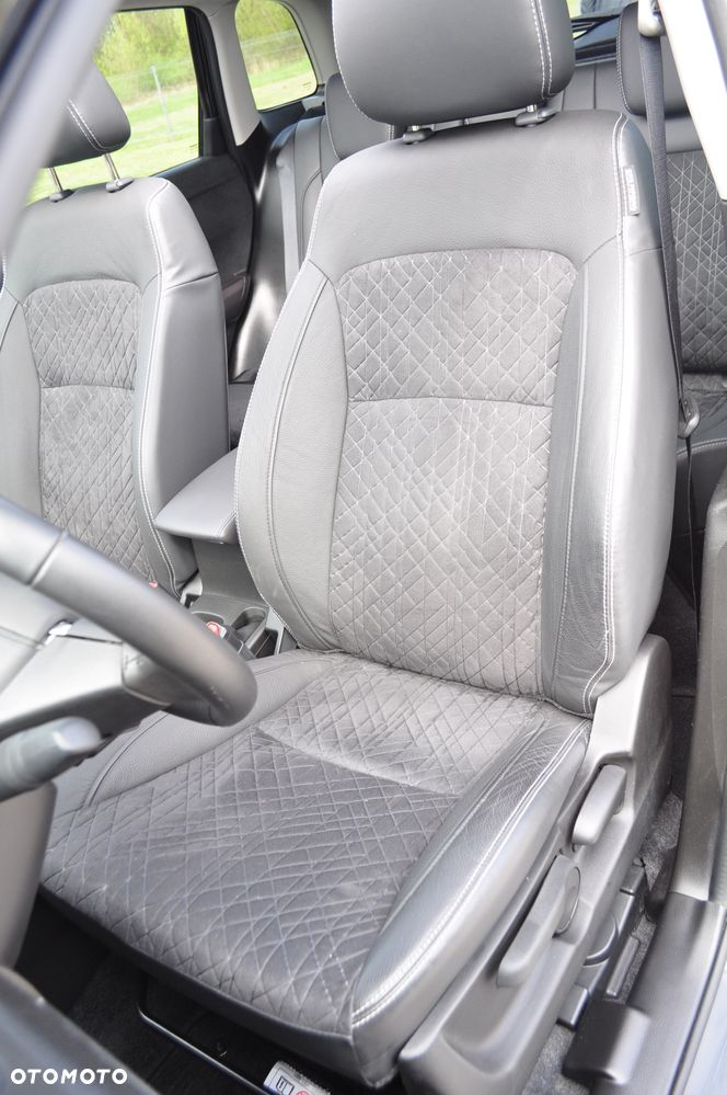 Suzuki Vitara 1.4 Boosterjet Hybrid Comfort+ - 34