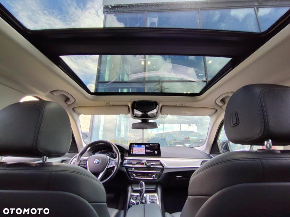 BMW Seria 5 - 16