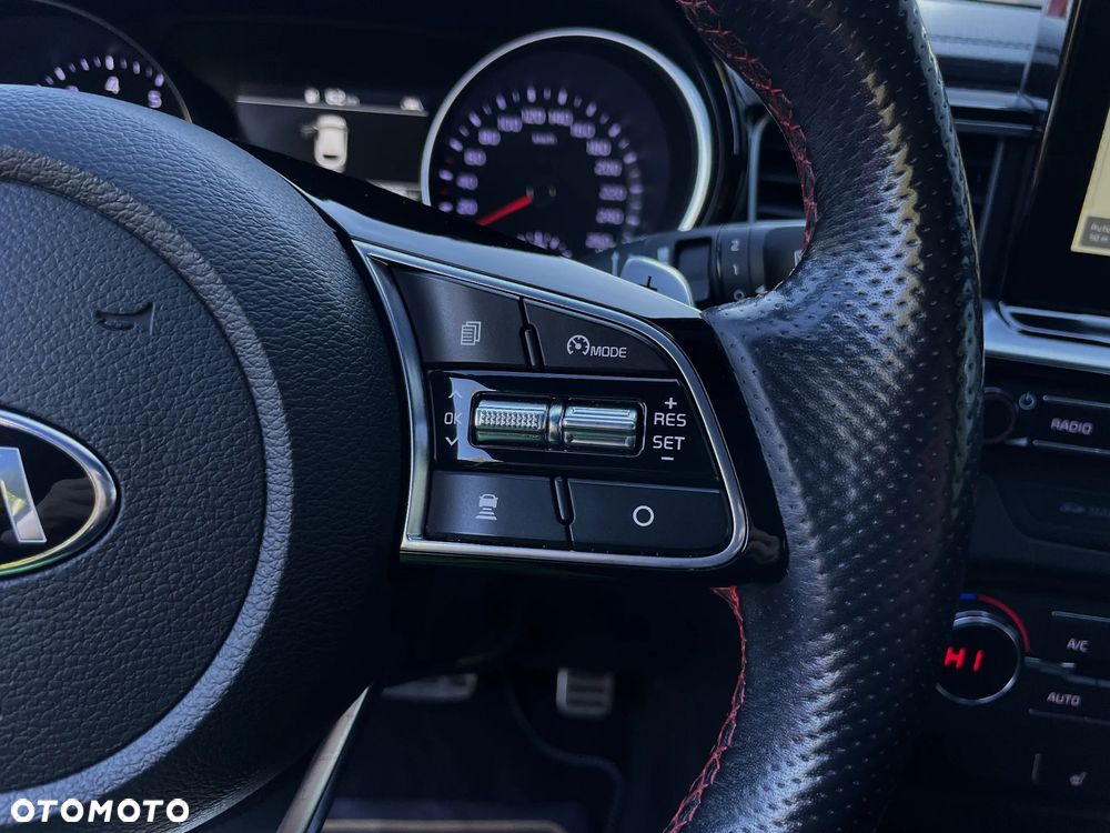 Kia ProCeed 1.6 T-GDI GT DCT - 24