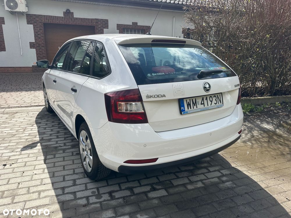 Skoda RAPID 1.4 TDI DPF Edition - 9