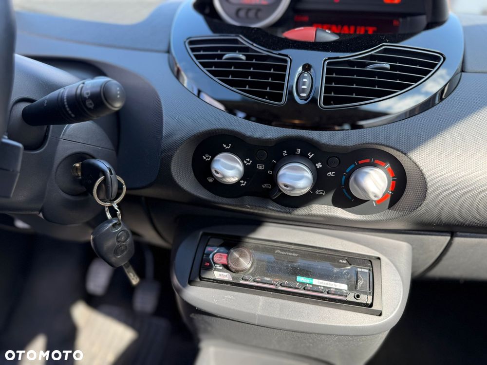 Renault Twingo 1.2 16V Dynamique - 12