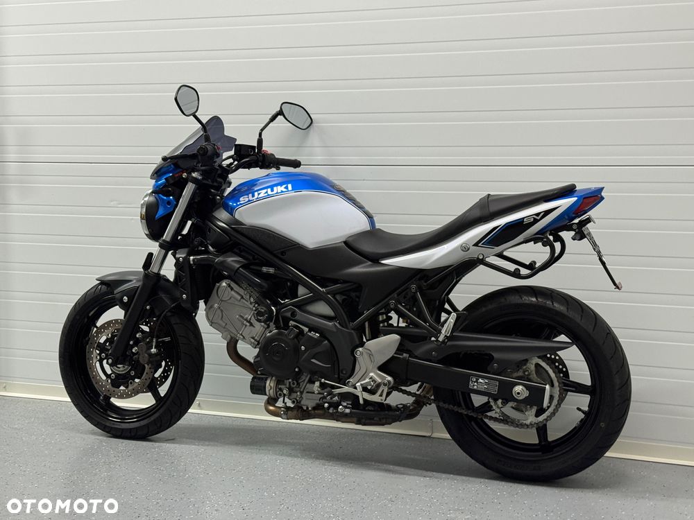 Suzuki SV - 18