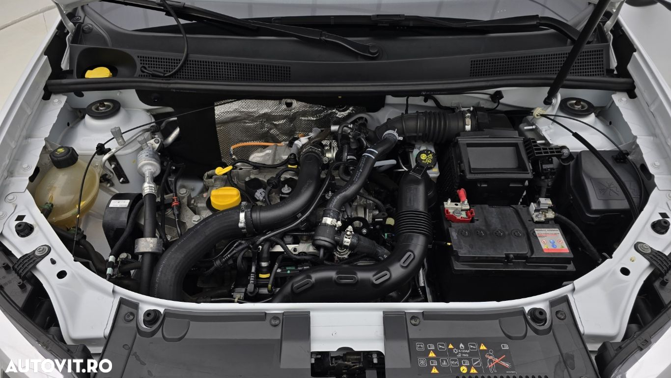 Dacia Logan 0.9 TCe Laureate - 24