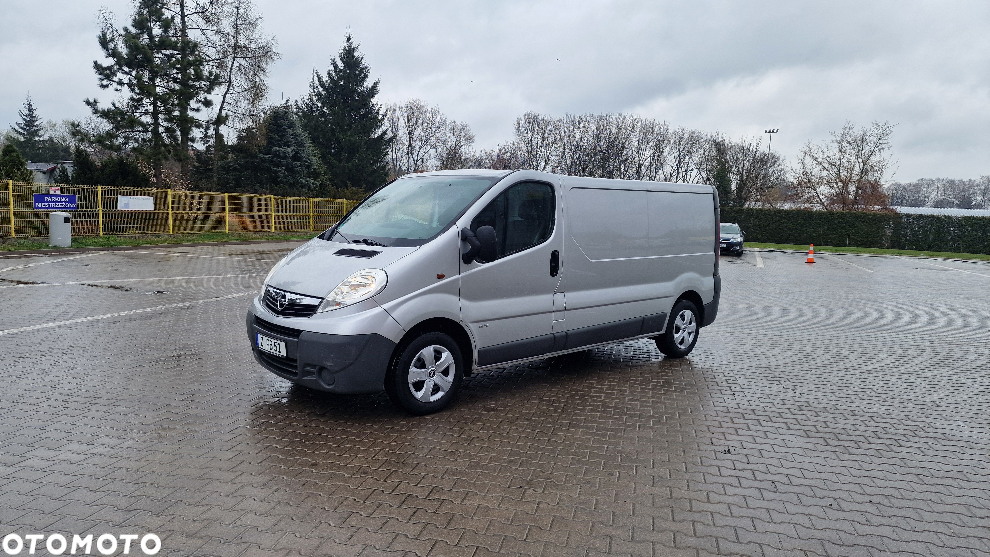 Opel Vivaro - 1