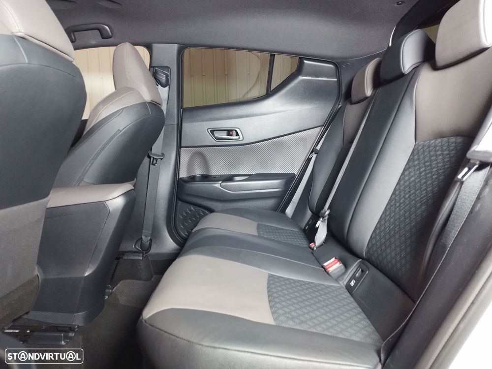 Toyota C-HR 1.8 HSD Exclusive - 10